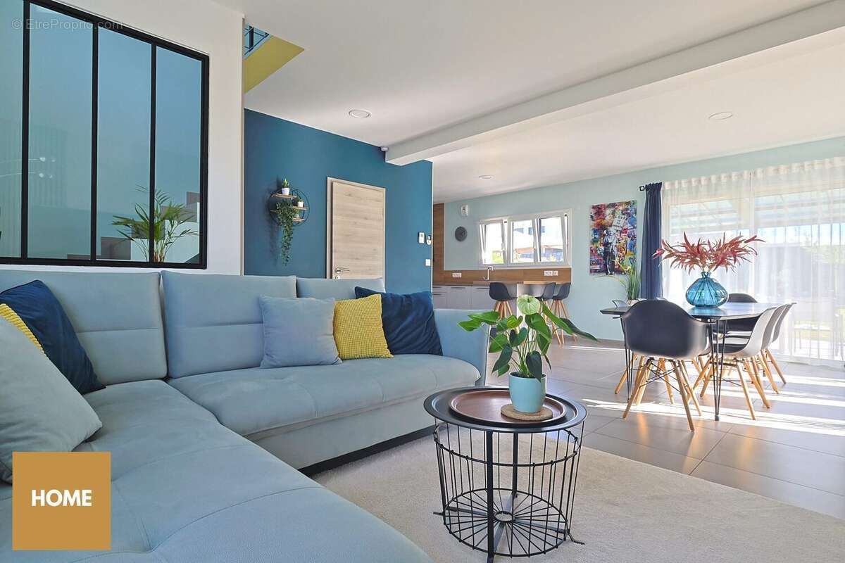 Grand espace de vie - Maison à SEICHAMPS