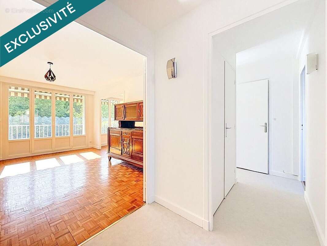 Photo 4 - Appartement à VILLEURBANNE