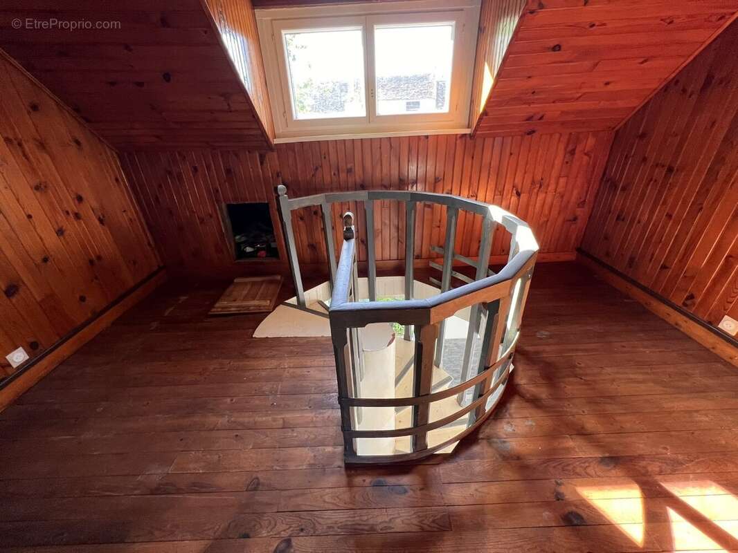 Maison à SAINT-CHERON