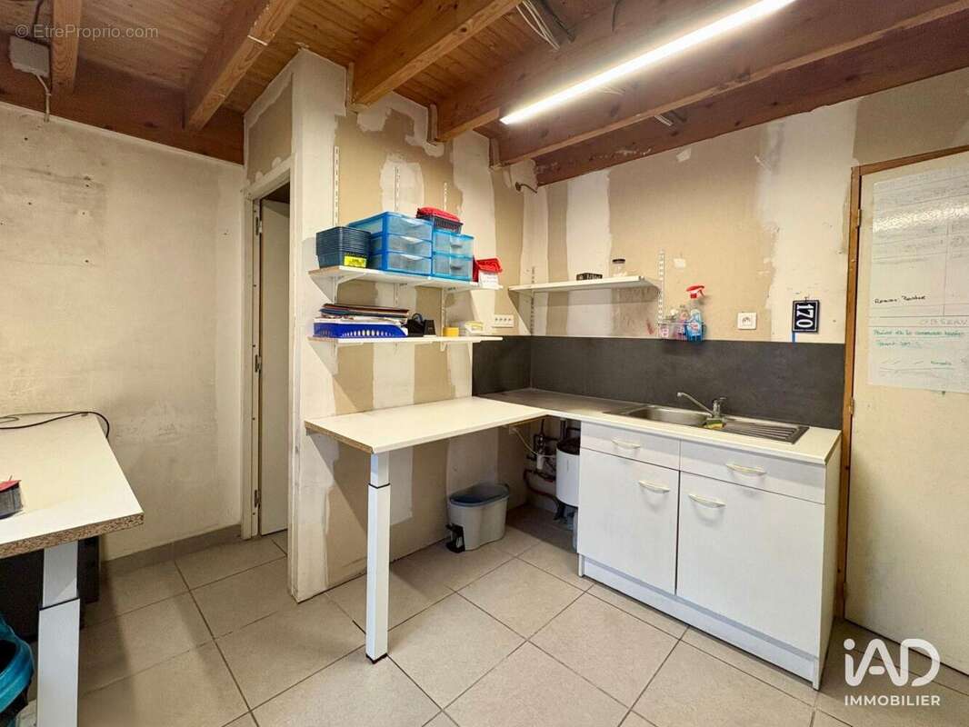 Photo 4 - Commerce à CHOLET