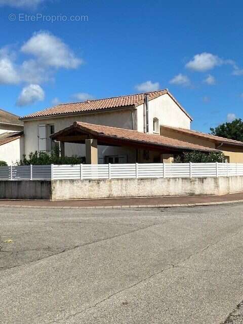 Maison à CRUAS