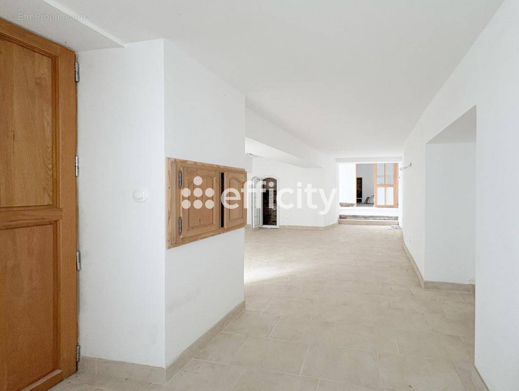 Maison à VILLEDIEU-LES-POELES