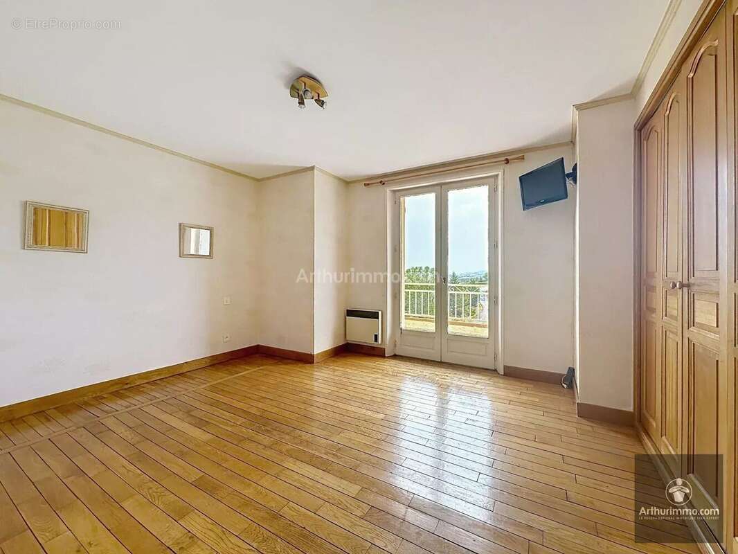 Vente Maison Villemontais(42155) 248 000ï¿œ - photo 6