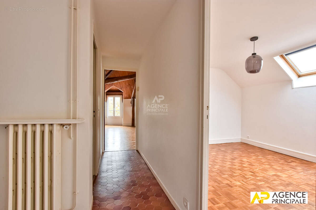 Appartement à MAISONS-LAFFITTE