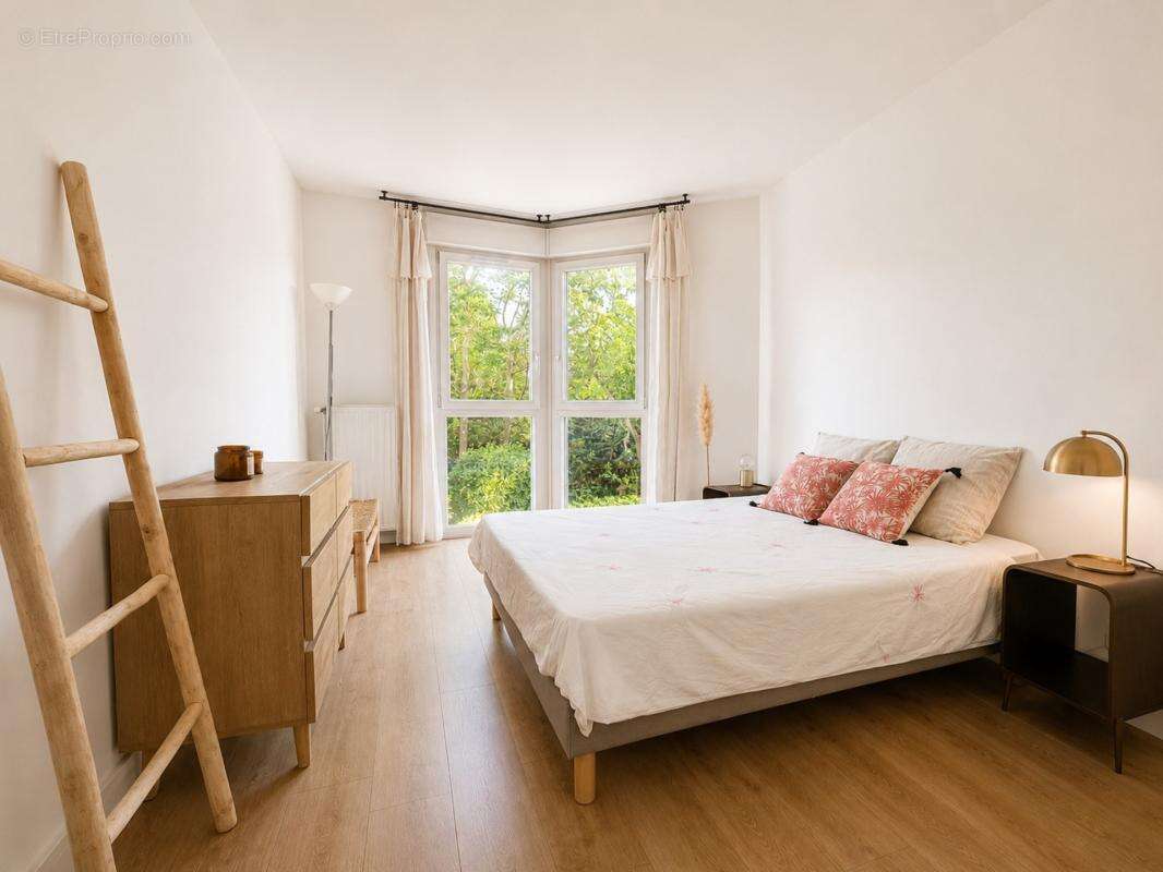 Appartement 3 pièces 75 m² - 2 Chambres - Cave - Parking - Tram Ligne 5 - Parc Montcalm - photo 7