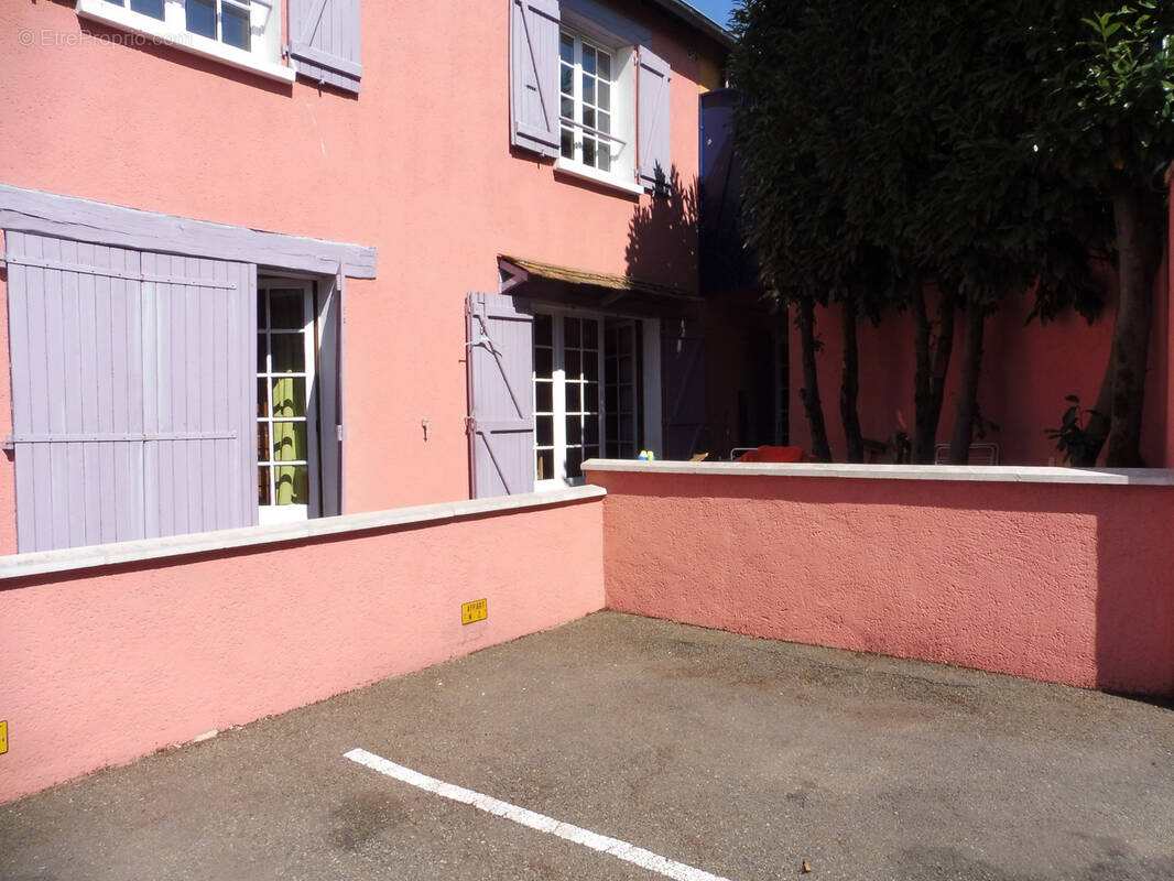 Appartement à AUNEAU