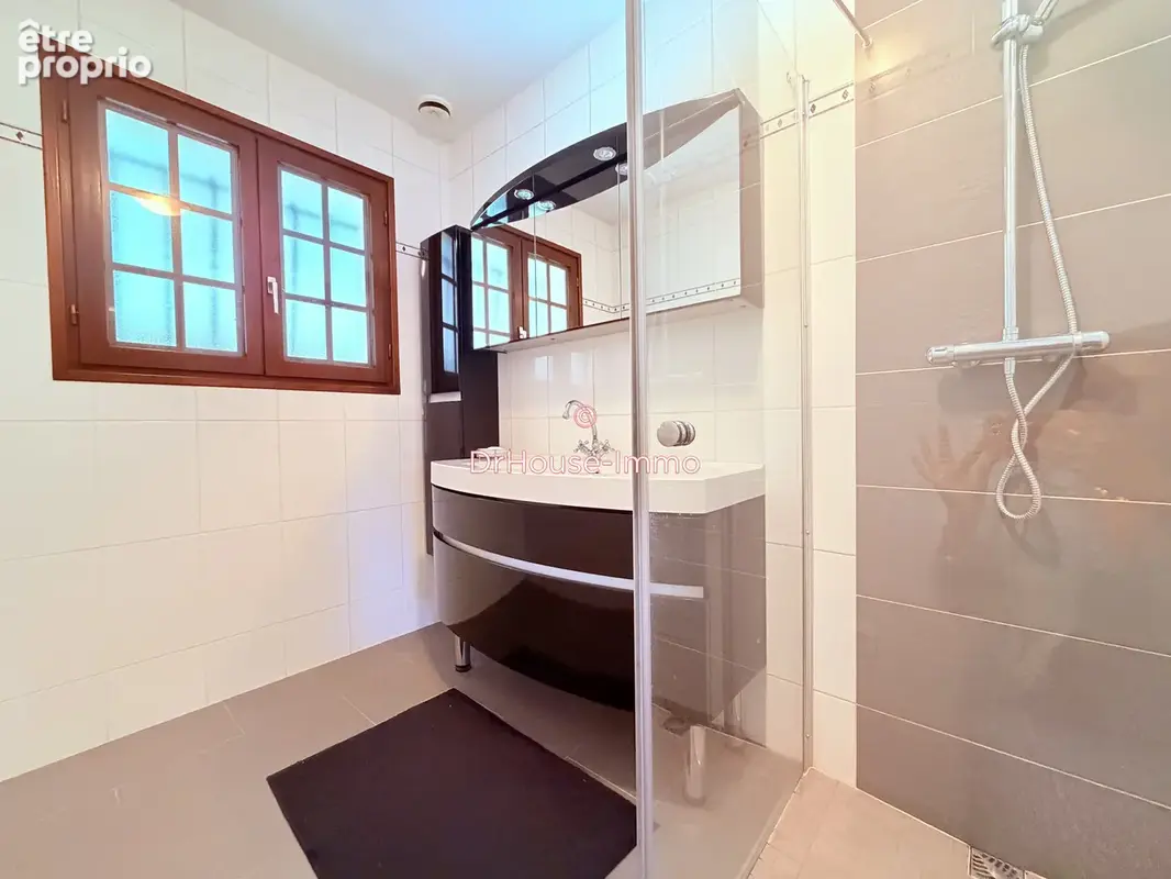 Maison 4 pièces 115 m² à vendre à Saint-Germain-D'esteuil (33340) - photo 17