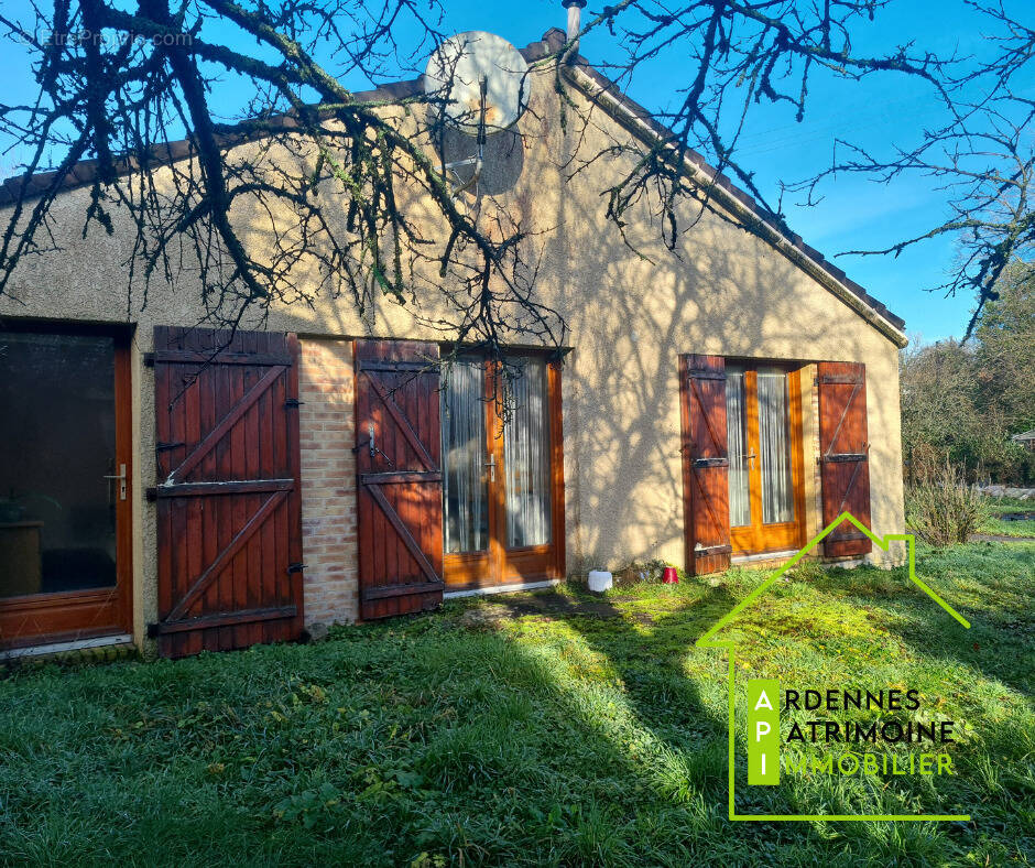 Maison à SAPOGNE-ET-FEUCHERES