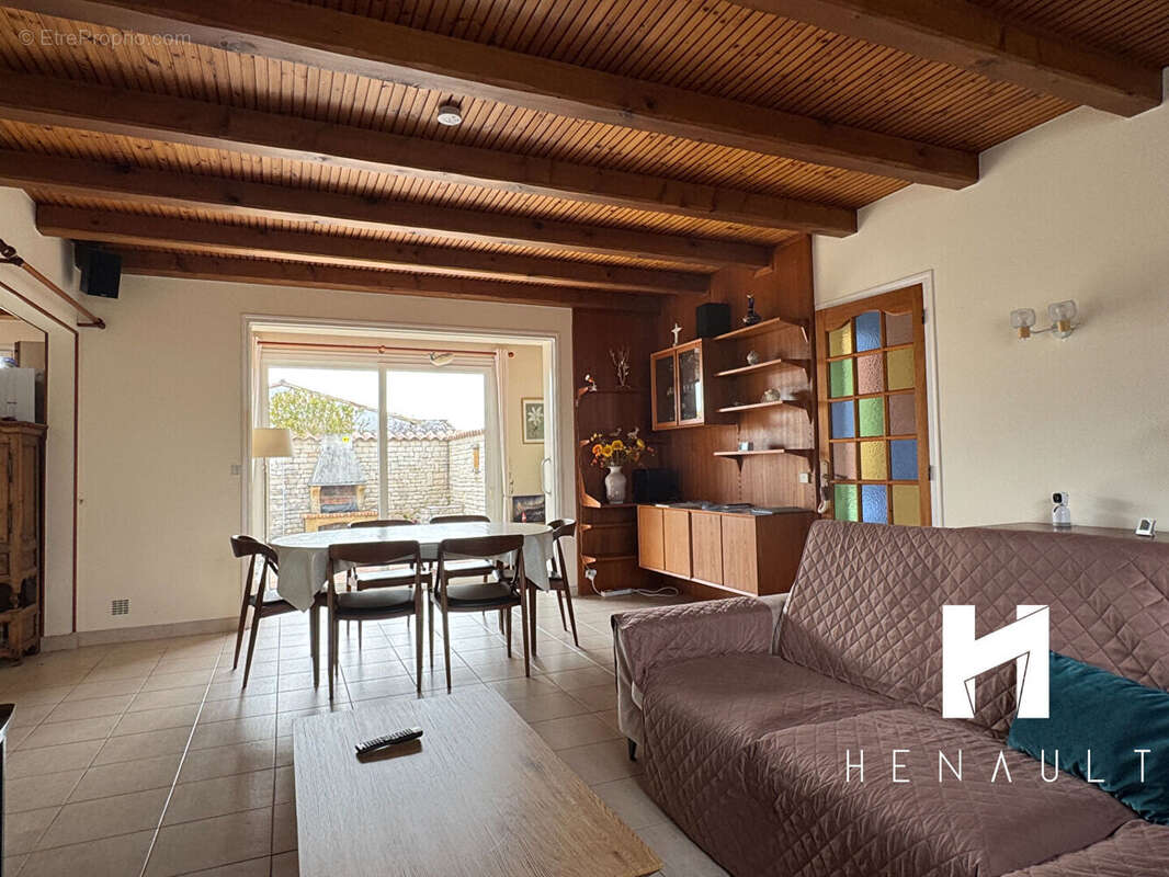 Maison à LA COUARDE-SUR-MER