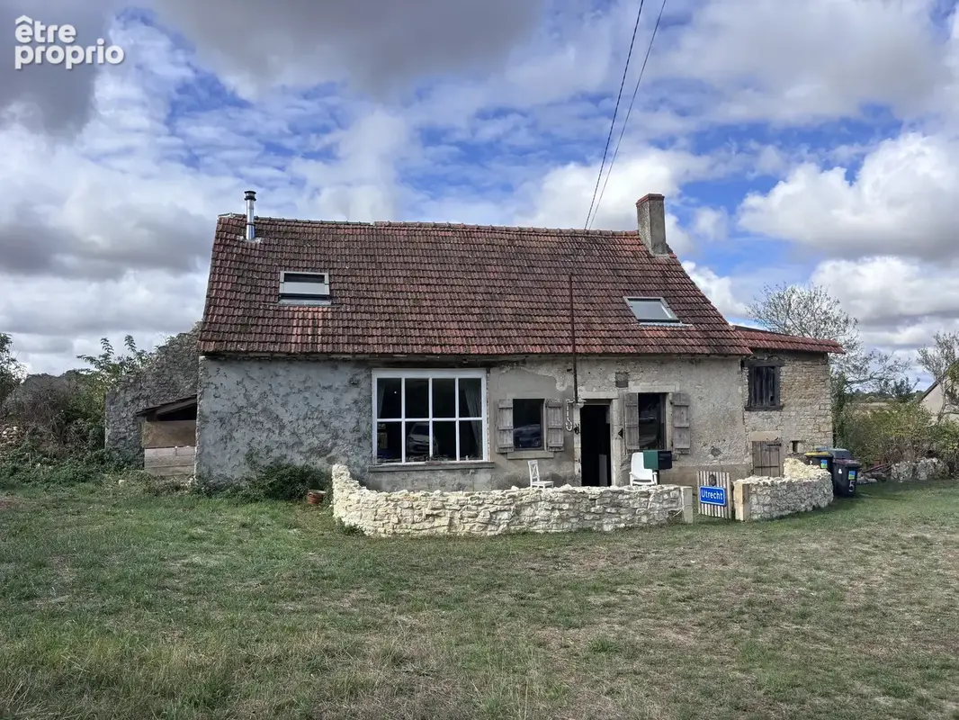 Maison à SANCERGUES