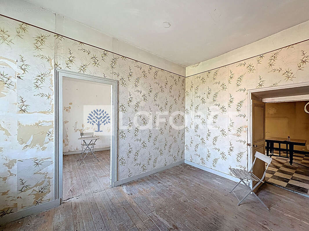 Maison à SAINT-LOUP-LAMAIRE