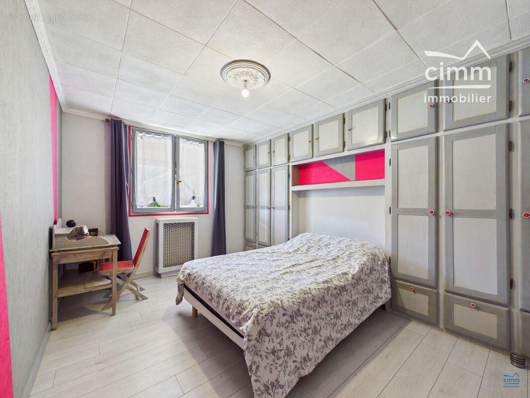 Maison 188 m² à Blou  - photo 6