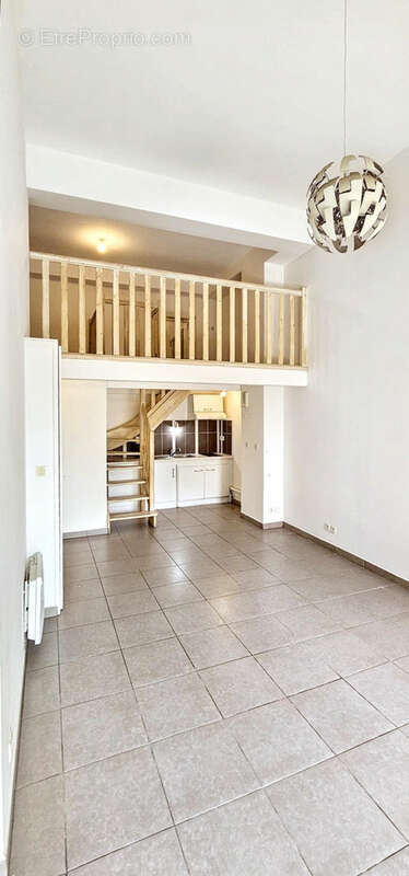 Appartement à CASTELNAU-LE-LEZ