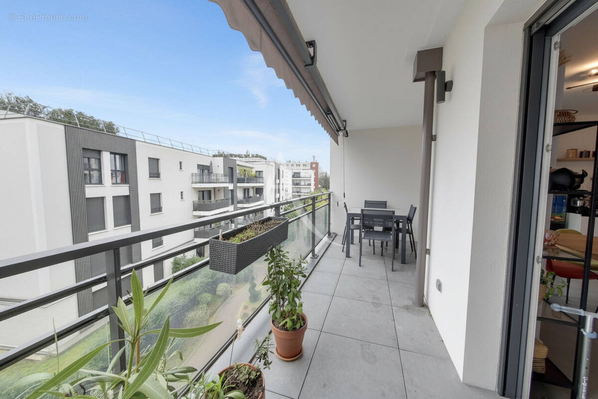 Appartement à LE PERREUX-SUR-MARNE