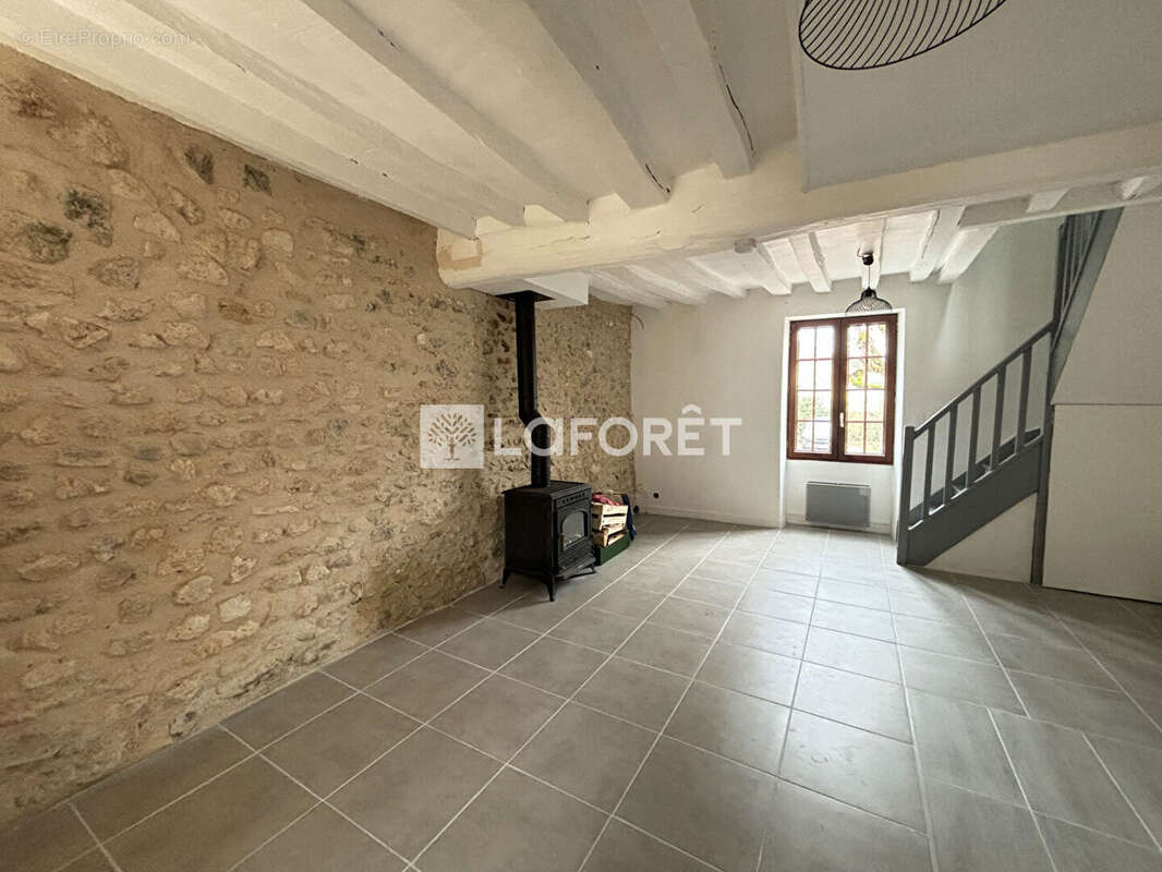 Maison à SAINT-MARTIN-LA-GARENNE