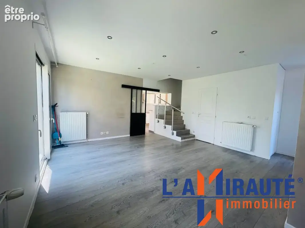 Maison  4 pièce(s) 90 m2 - photo 2