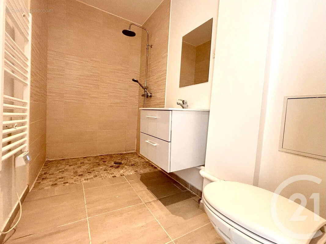 Appartement à CLICHY