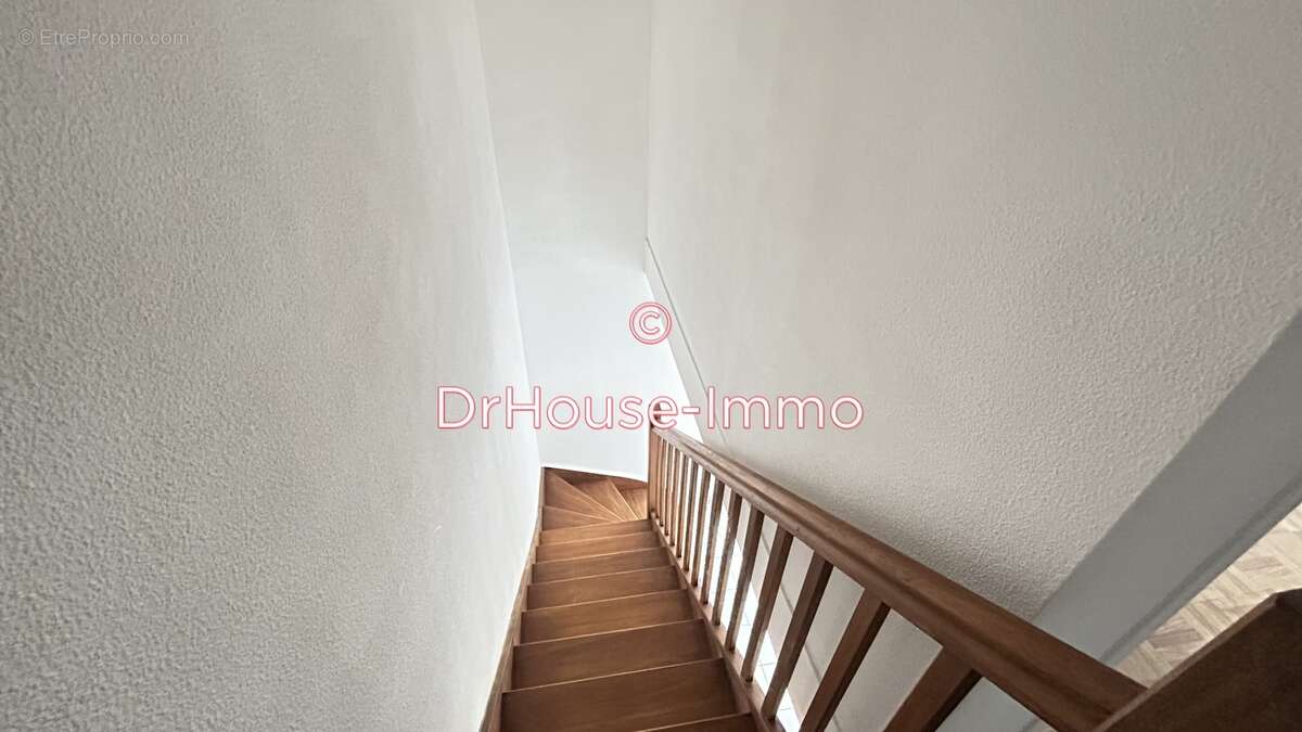 Appartement à DAMMARIE-LES-LYS