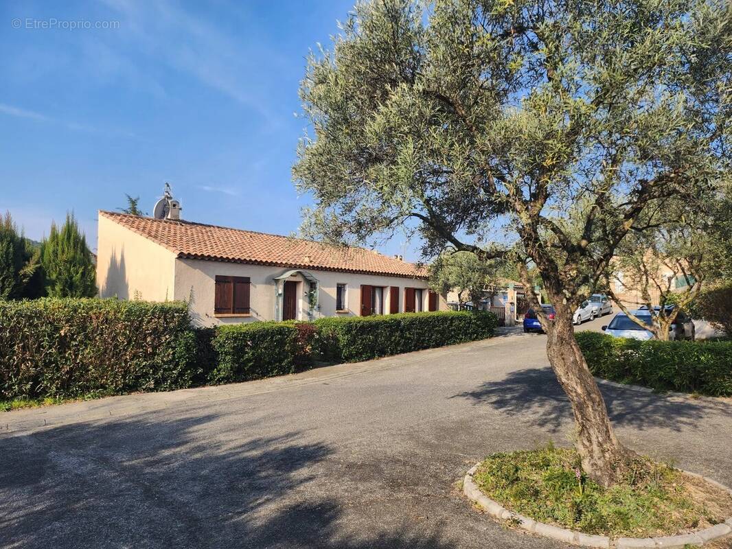 Maison à DRAGUIGNAN