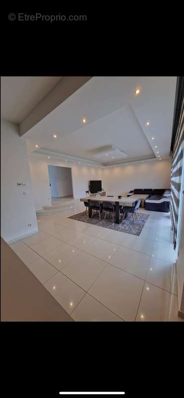 Superbe plain pied avec terrasse garage jardin - photo 12