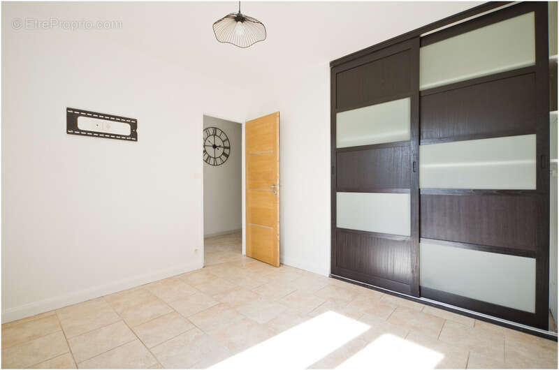 Maison à SAINT-GEORGES-LES-BAILLARGEAUX