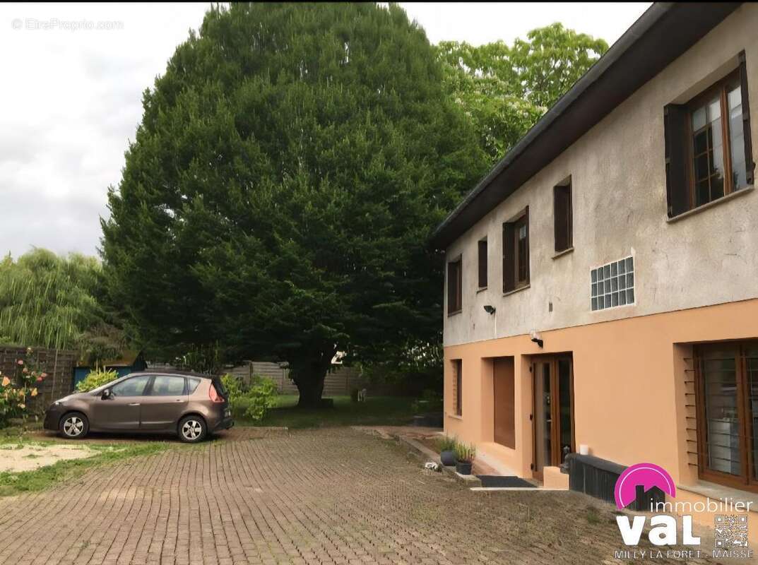 Maison à MILLY-LA-FORET