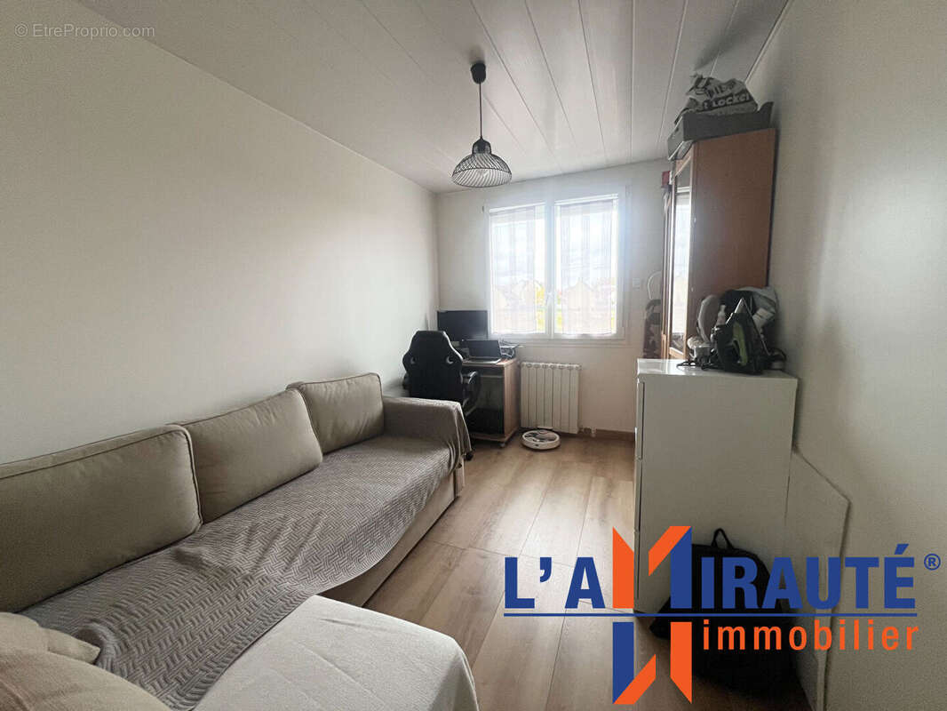 Maison à SARTROUVILLE