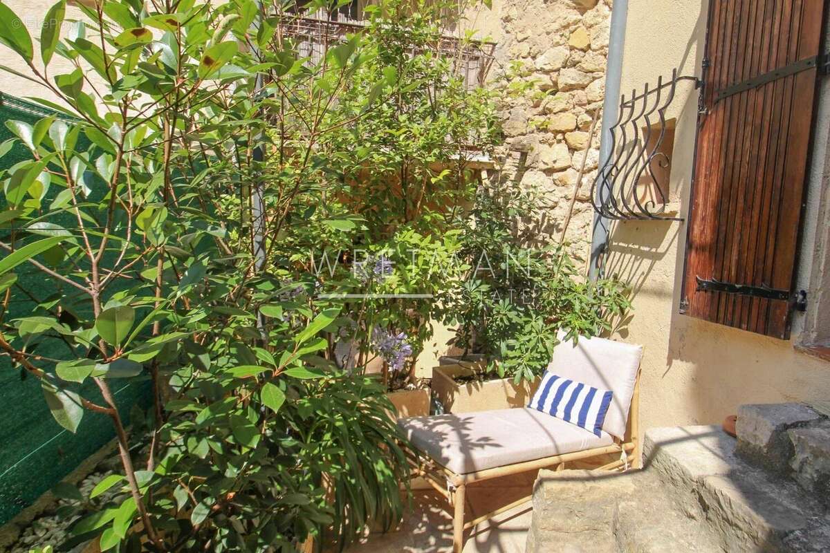 Maison à FAYENCE