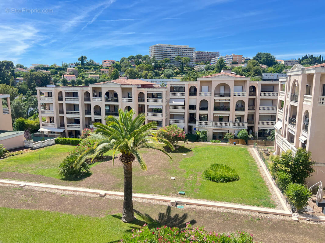 Appartement à LE CANNET