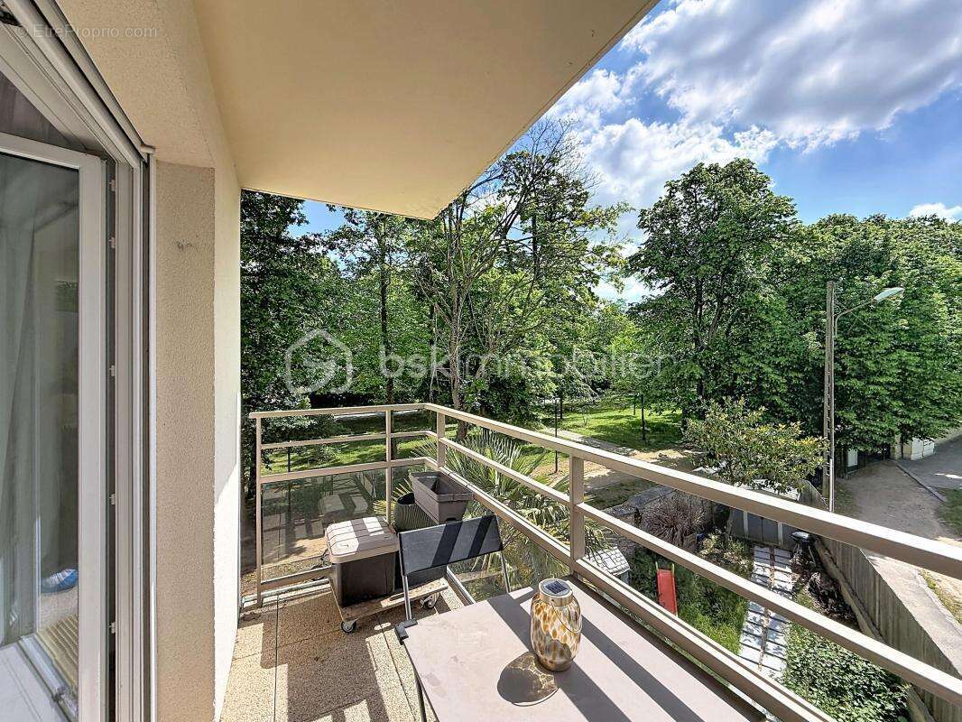 Appartement à LIMEIL-BREVANNES