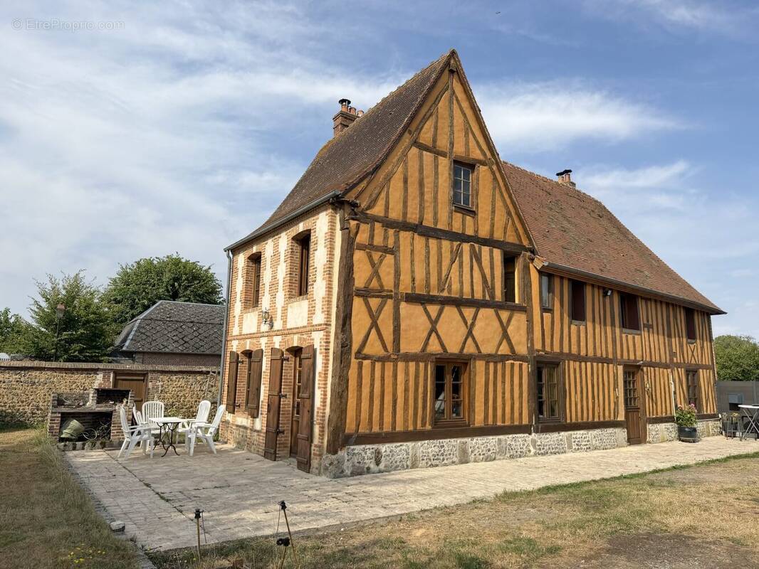 Maison à BERNAY