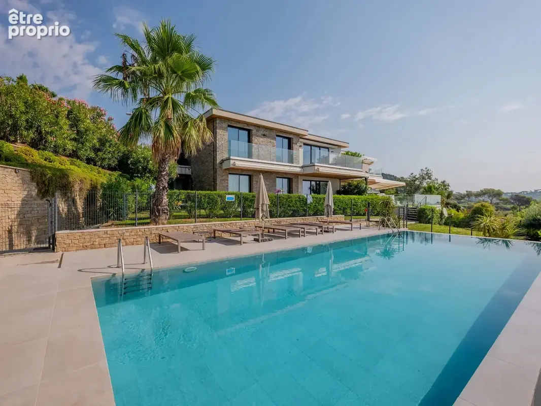 Photo Appartement à Sainte-Maxime au prix de 1 995 000€