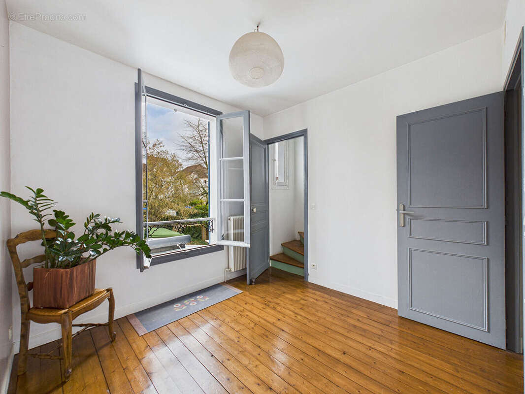 Maison à TAVERNY