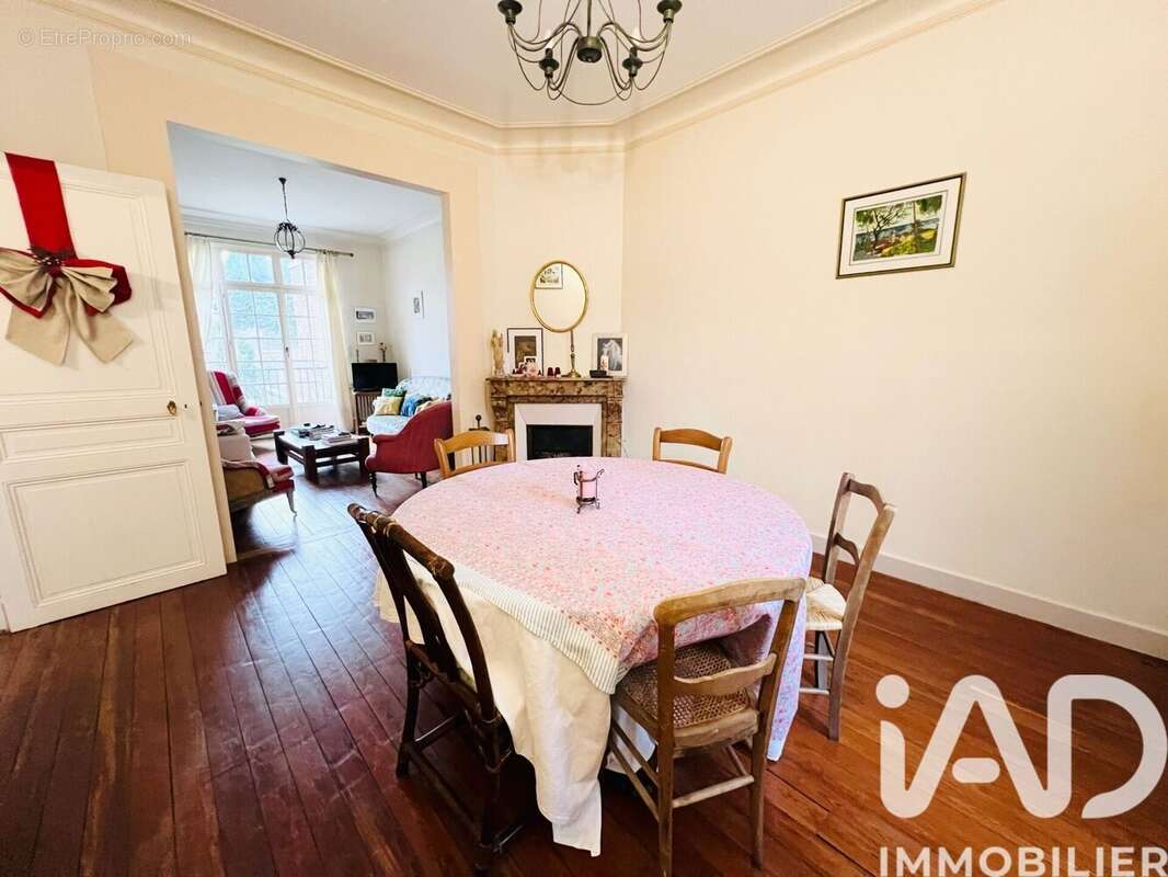 Photo 5 - Maison à COMPIEGNE