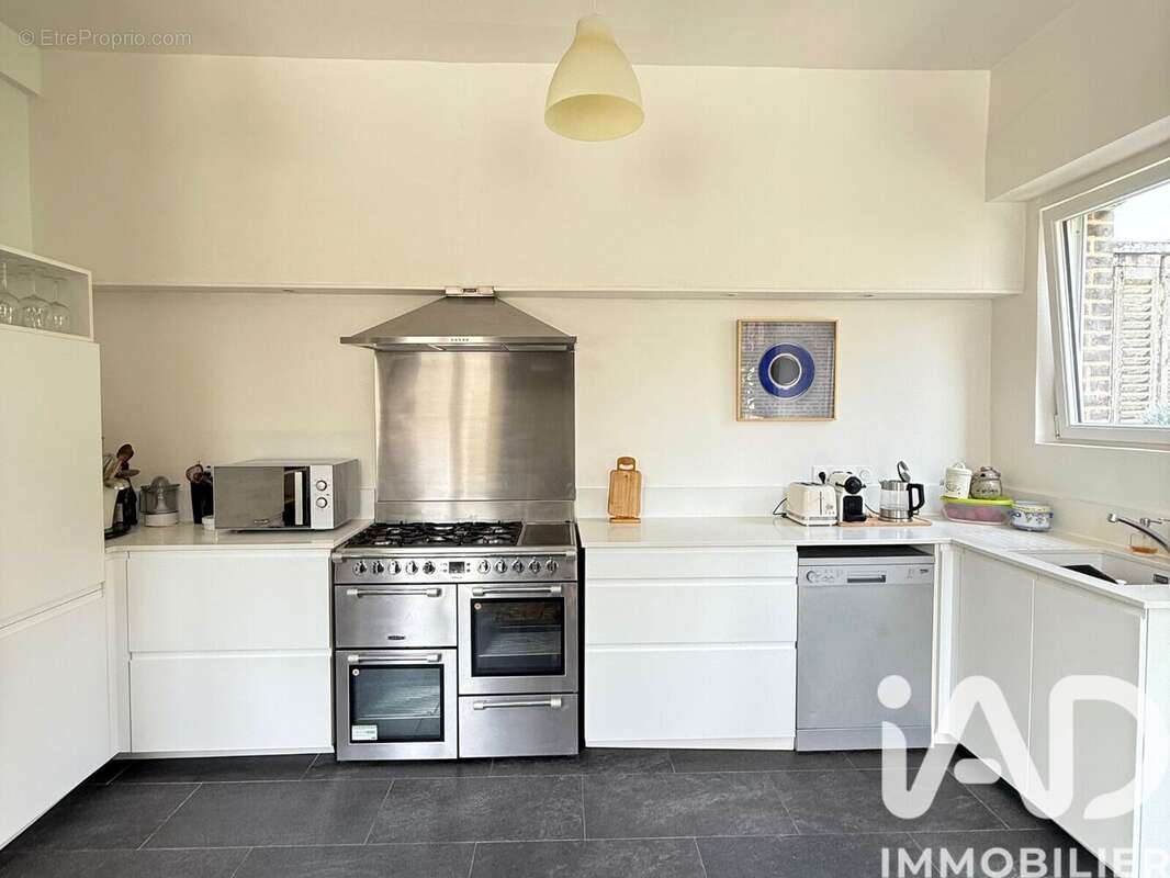 Maison 165 m² à Le Petit-Quevilly  - photo 3