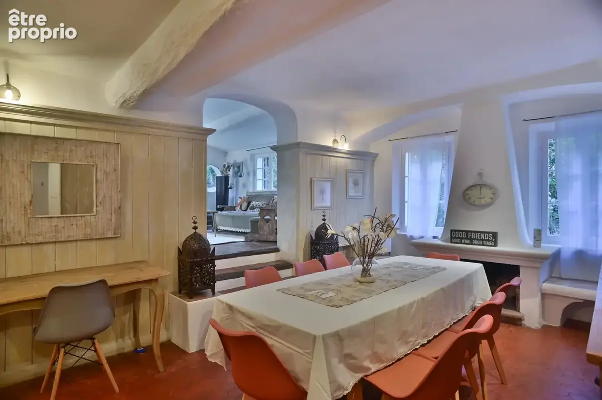 CANNES - Propriété située dans le quartier Californie - Piscine - photo 7