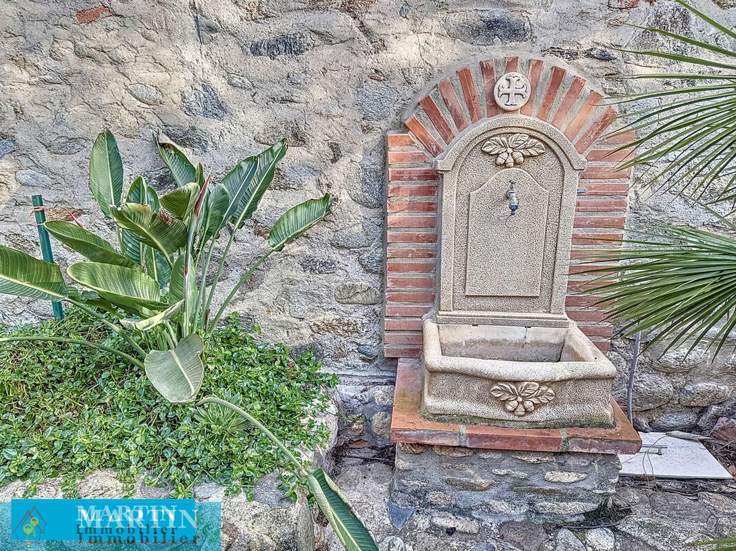 Maison en pierre avec jardin - photo 27