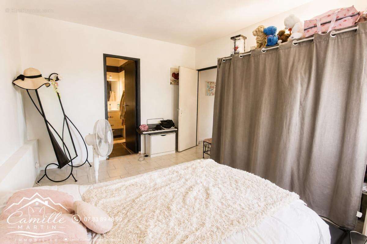 Appartement Saint Raphael 5 pièce(s) 122 m2 avec jardin et parking - photo 9