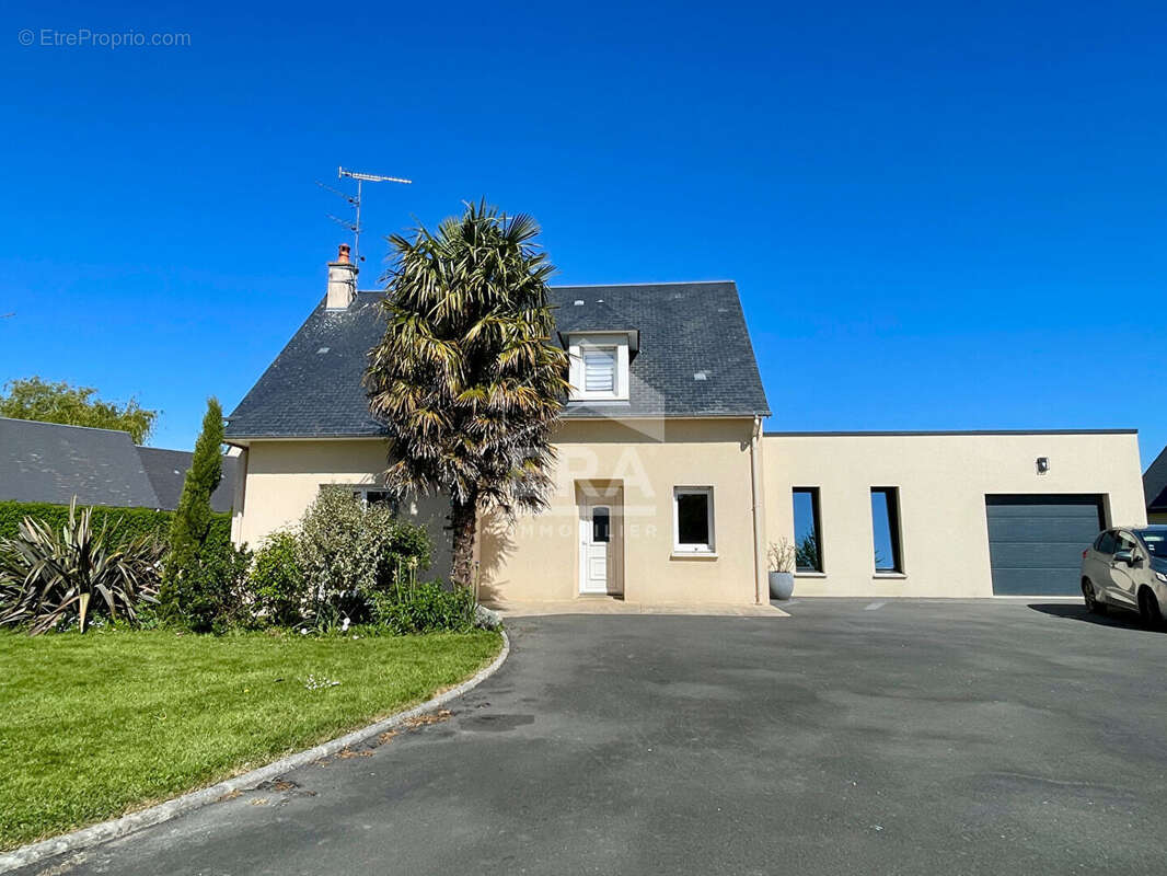 Maison à NOYERS-BOCAGE