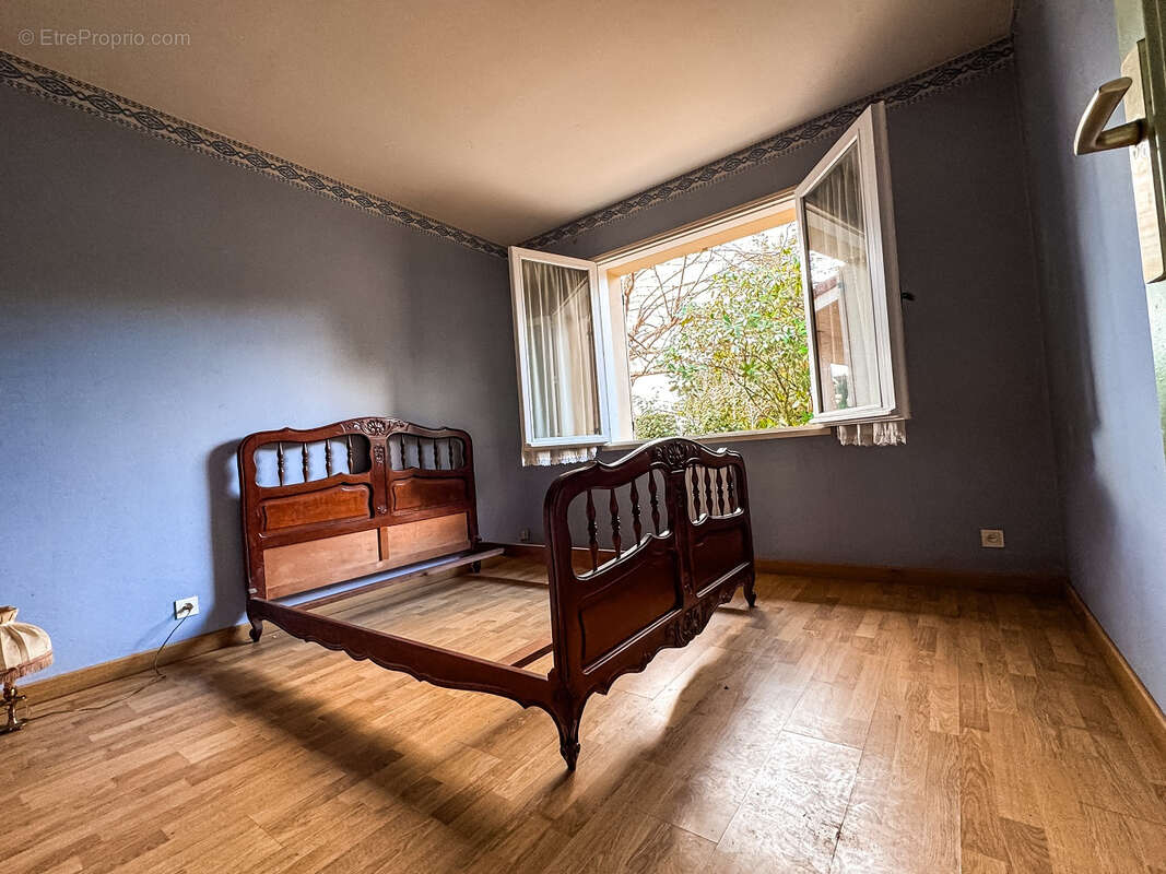 Maison à ONESSE-ET-LAHARIE