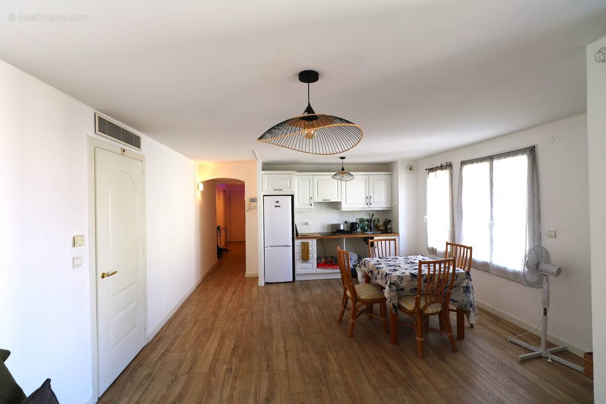 Appartement à SAINT-RAPHAEL