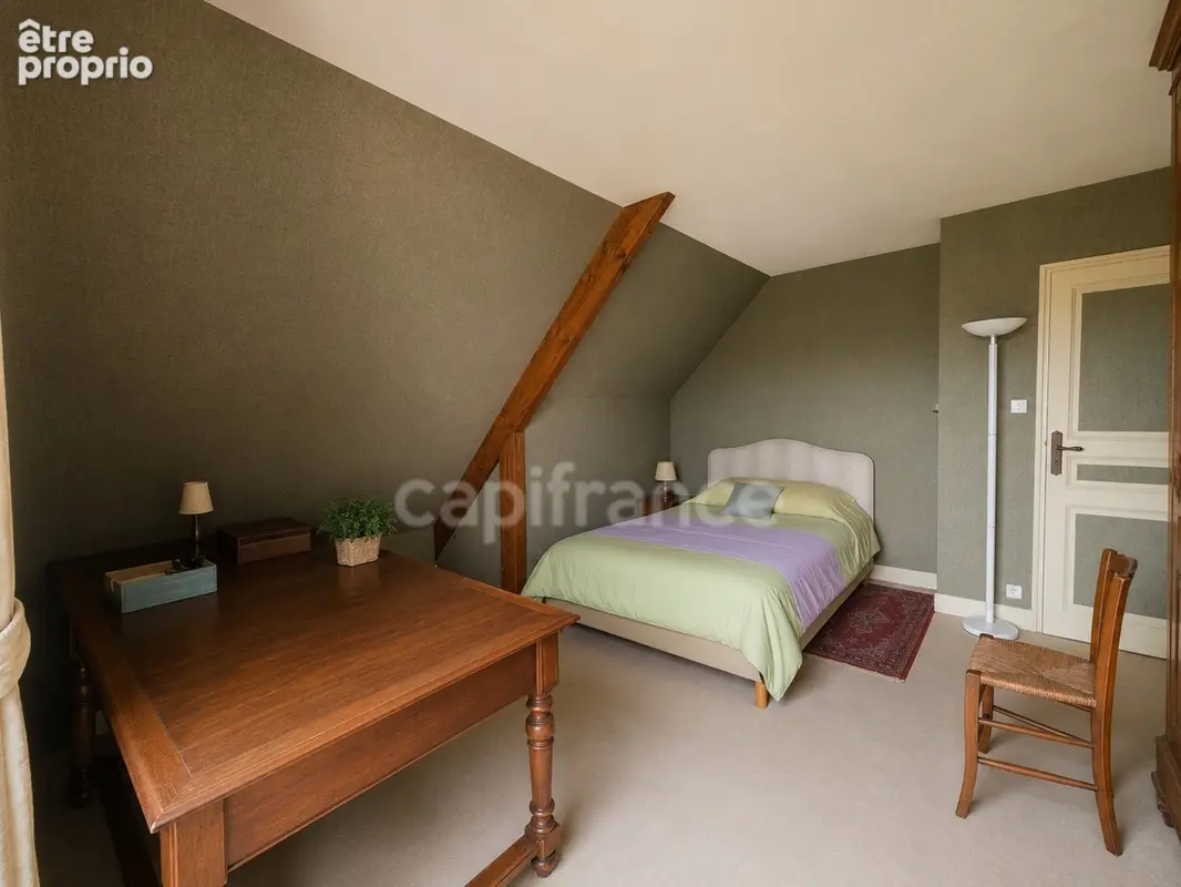 Maison à vendre 11 pièces VILLENEUVE SUR YONNE (89), 6 chambres, jardin 1976 M2 - photo 11