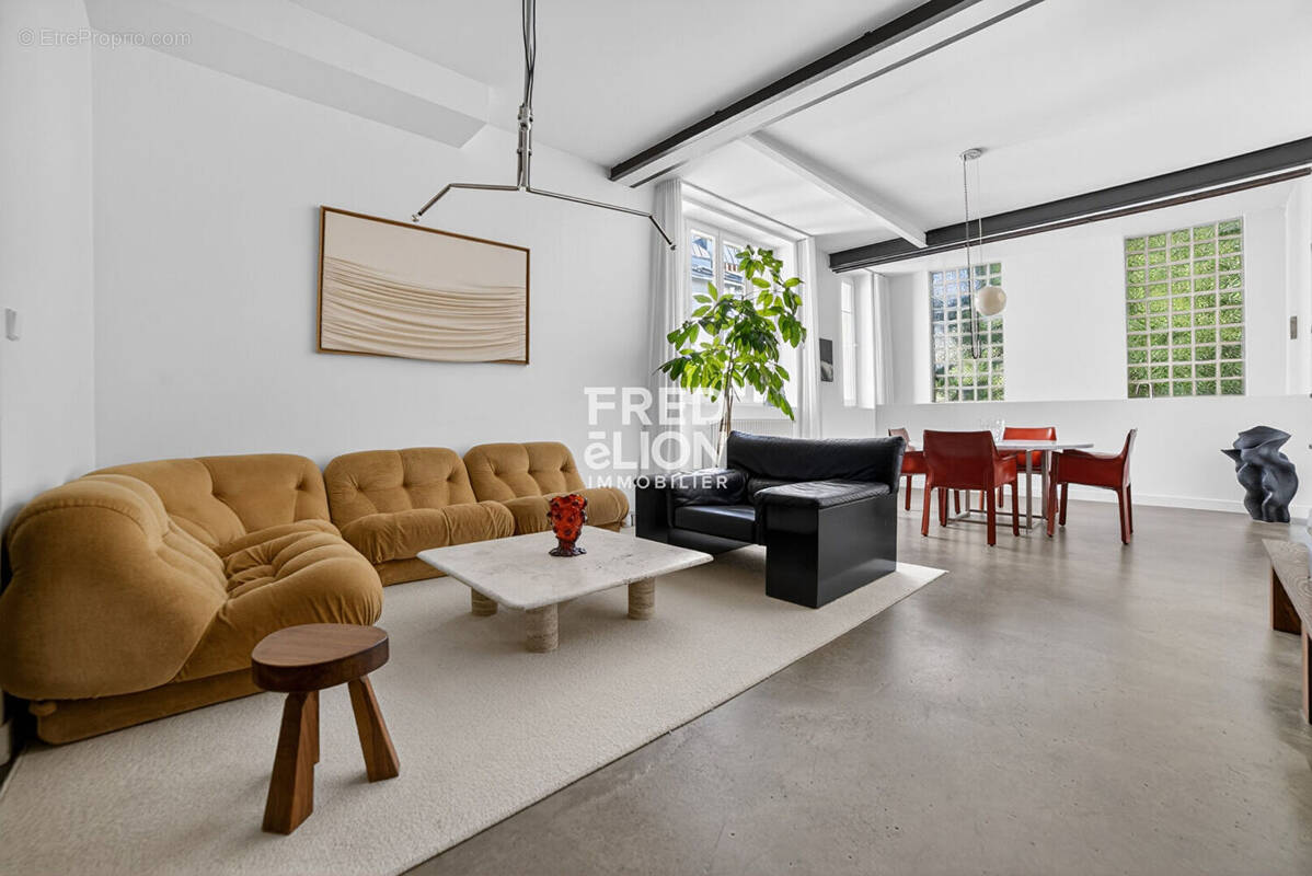 Appartement à PARIS-19E