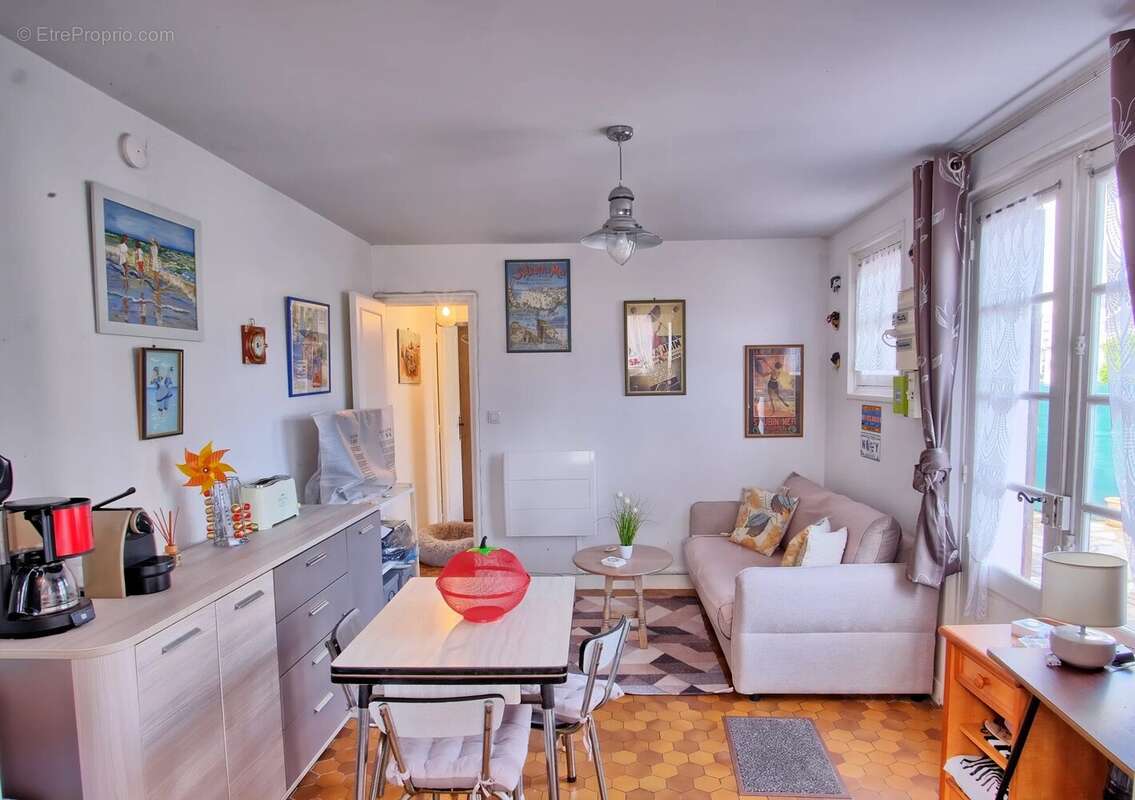 Appartement à SAINT-AUBIN-SUR-MER