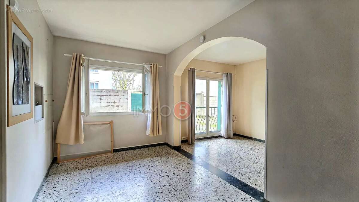 Maison à LES PAVILLONS-SOUS-BOIS