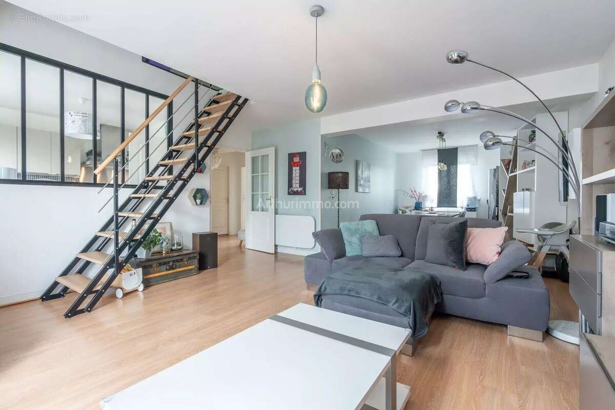 Appartement à THORIGNY-SUR-MARNE