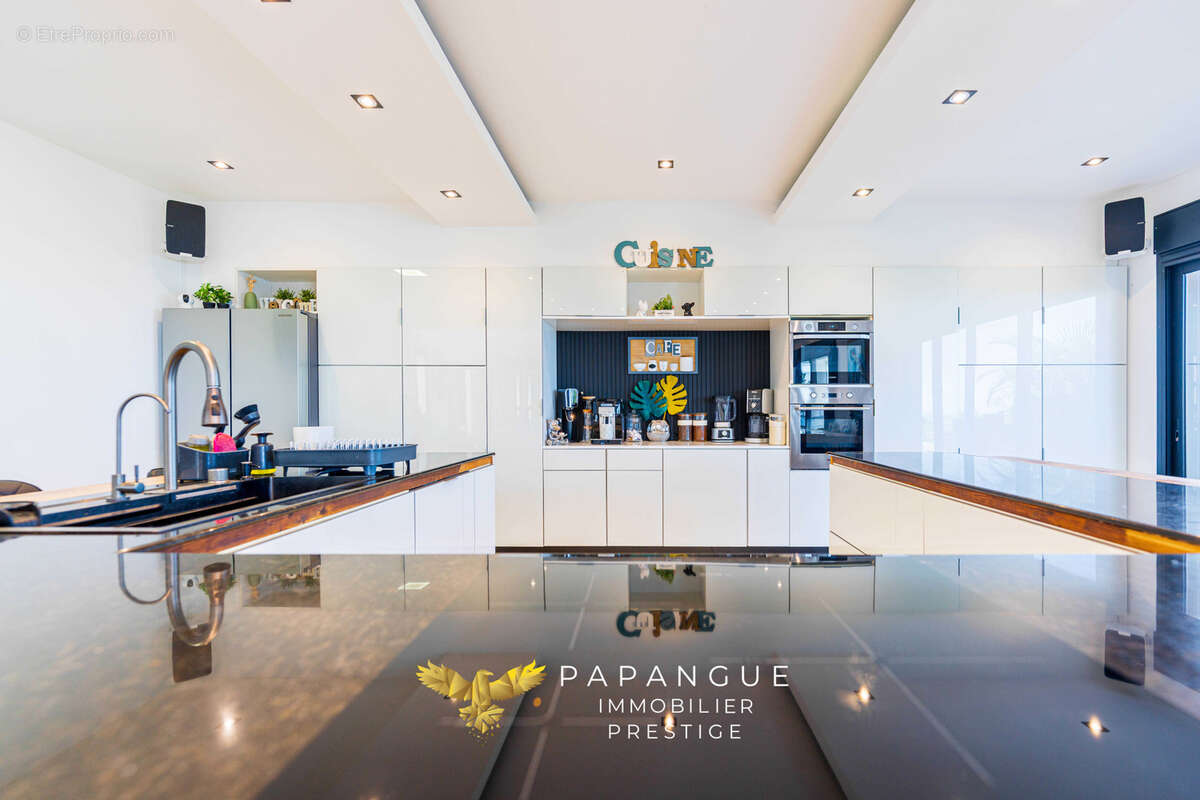 Maison à SAINT-DENIS