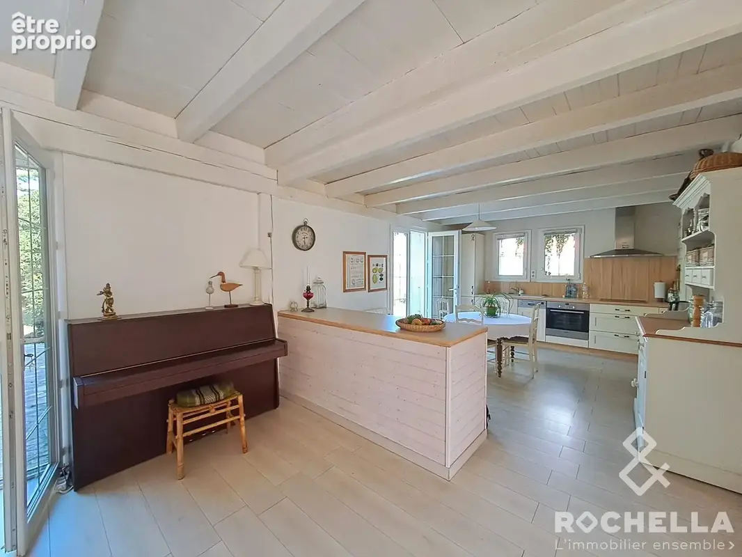 Maison 5 pièces 128 m² à vendre à Saint-Laurent-De-La-Pree (17450) - photo 4