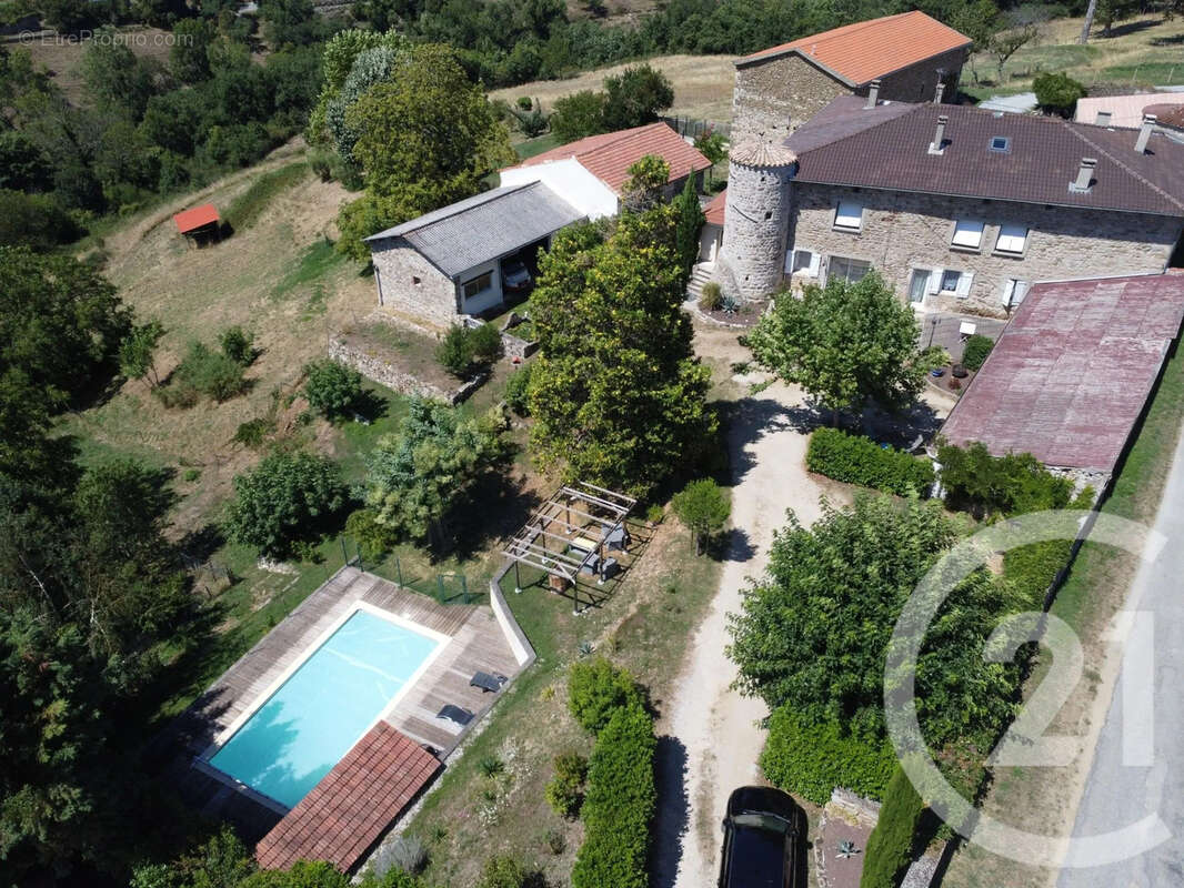 Maison à SARRAS