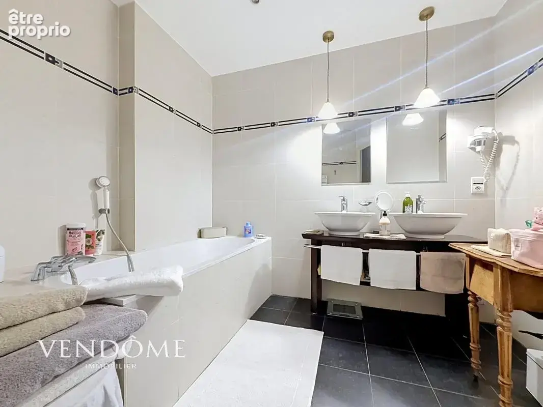 Appartement d’exception, Lille Vauban, Palais Rameau, 3 Chambres,  Parking - photo 10
